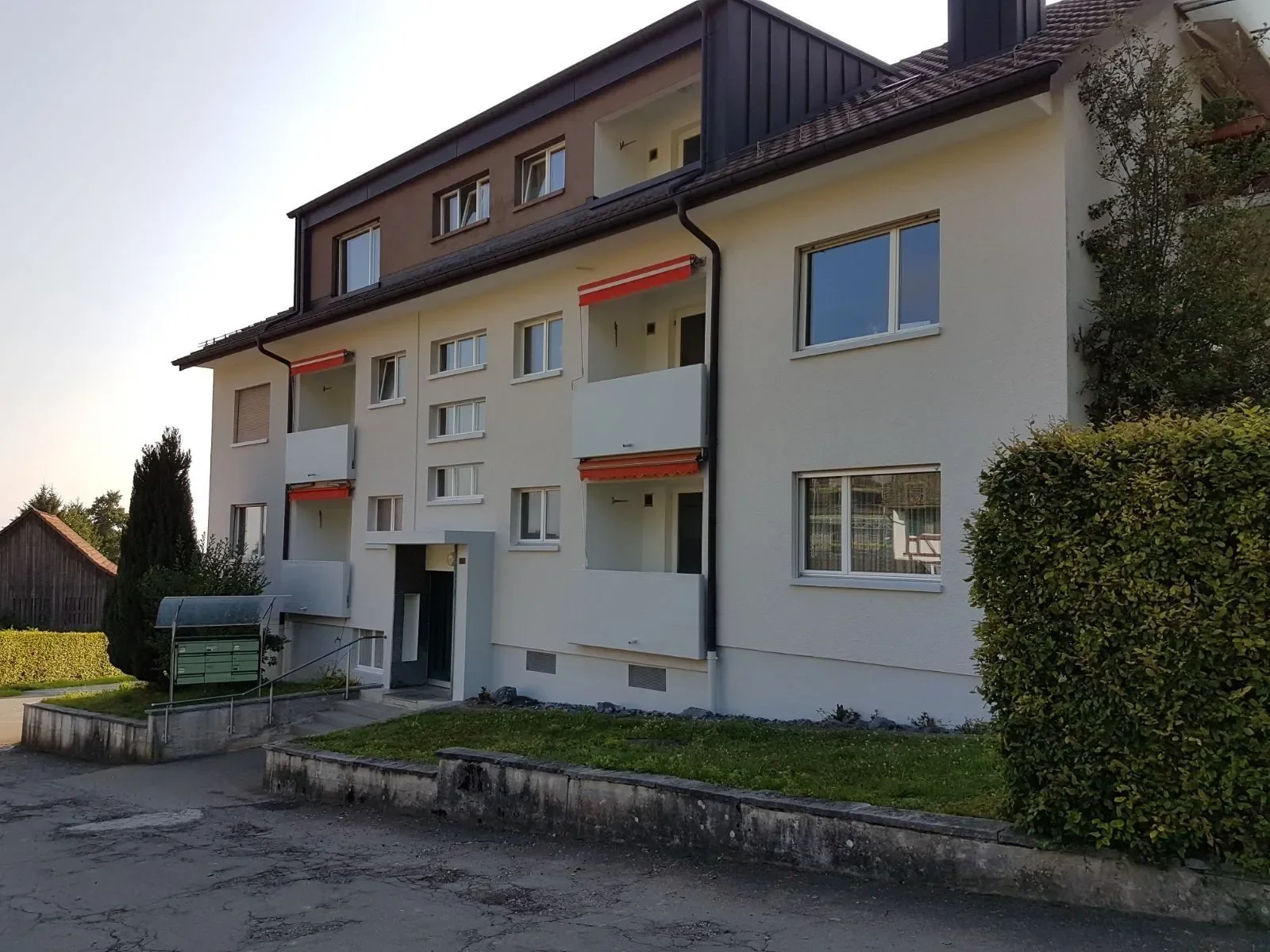 Fassadenrenovation in Hinteregg – MALER TEAM Wyss & Partner GmbH