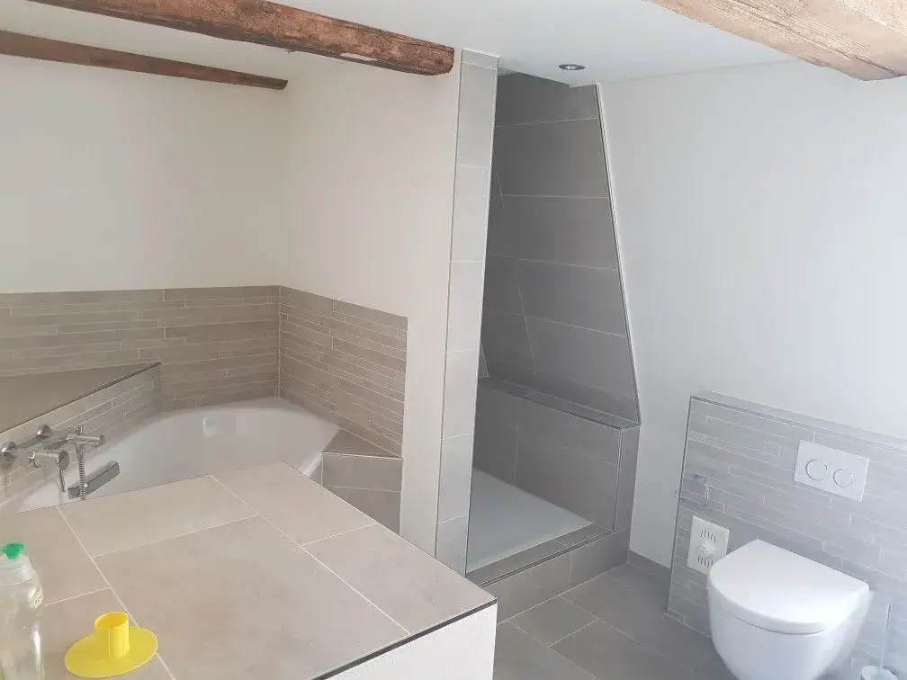 Malerarbeiten im Innenbereich in Bertschikon – MALER TEAM Wyss & Partner GmbH