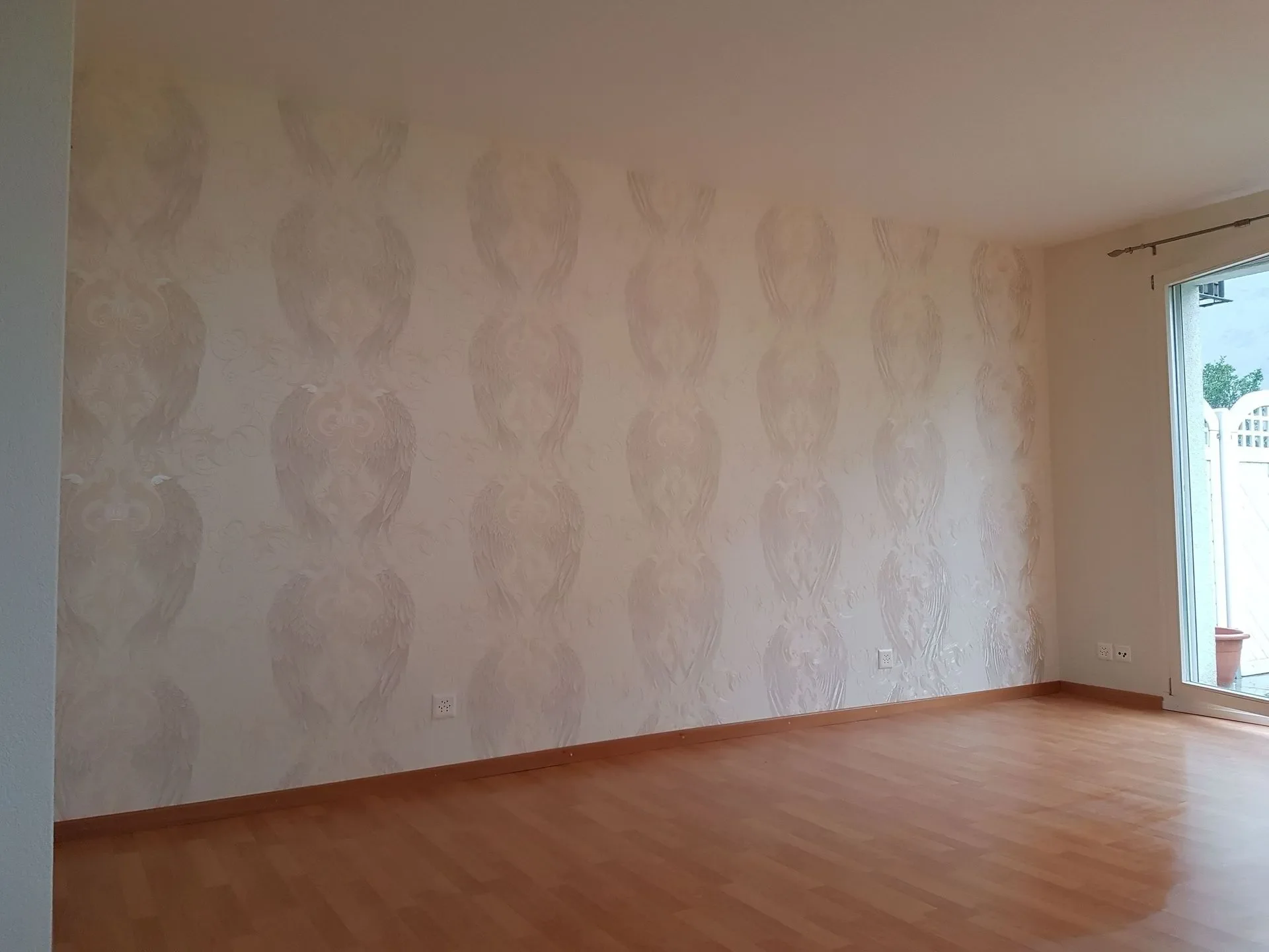 Malerarbeiten im Innenbereich in Loren – MALER TEAM Wyss & Partner GmbH